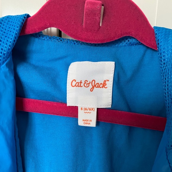 Girls shorts track suit - Picture 3 of 7